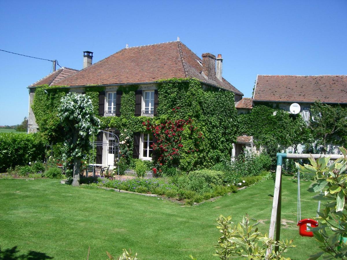 La Ferme Le Merger Bed and Breakfast La Ferté-Gaucher Buitenkant foto